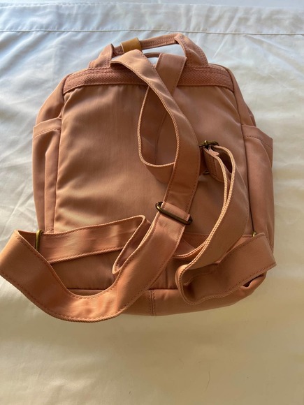 Doughnut Outdoor Adventure Backpack Blush - Picture 2 of 8